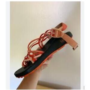 Chaco Cloud X2 Orange Strappy Toe Loop Adjustable Sandal 5.5